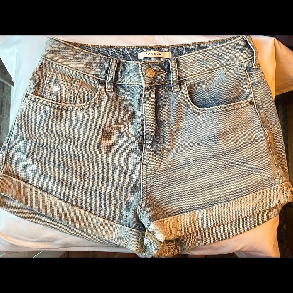 Pacsun Lightwash Jean Shorts